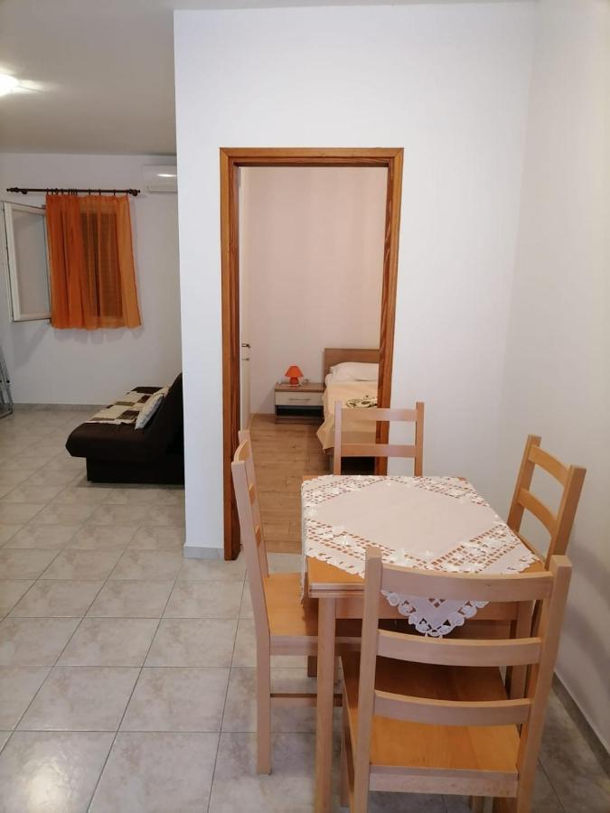 Apartmani Gajeta Biograd Na Moru Exterior photo