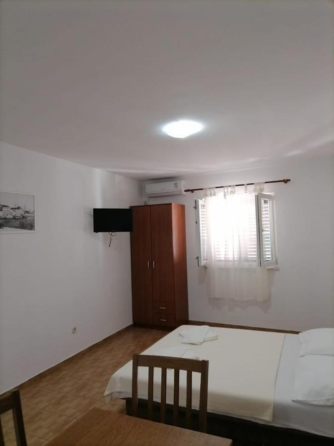 Apartmani Gajeta Biograd Na Moru Exterior photo